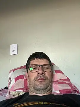 Juliano2289 online show from May 13, 7:55 pm