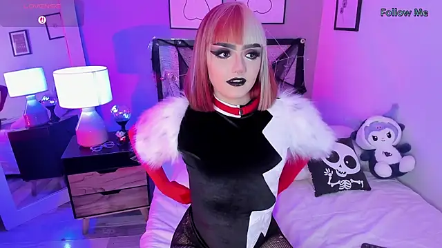 Liza Sweett online show from October 31, 10:11 pm