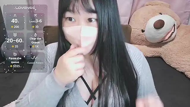 Snapshot of yuinyan3150 chatting on December 18, 1:11 am yuinyan3150 online show from December 18, 1:11 am