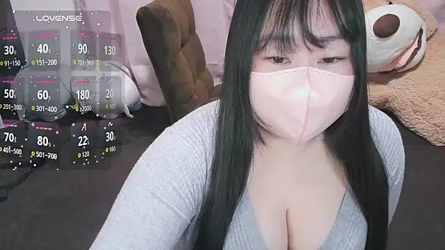 Snapshot of yuinyan3150 chatting on January 10, 8:21 pm yuinyan3150 online show from January 10, 8:21 pm