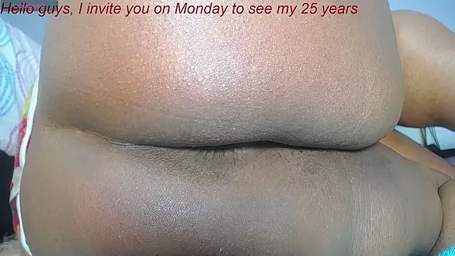 xairaruiz  online show from March 7, 1:20 am