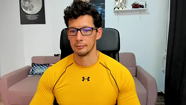 BrutusK08 online show from October 11, 6:23 am