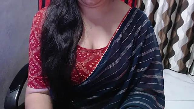 Snapshot of Kaur_Jannat chatting on December 16, 9:20 pm Kaur Jannat online show from December 16, 9:20 pm