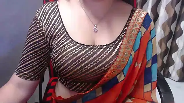 Snapshot of Kaur_Jannat chatting on January 4, 10:13 pm Kaur Jannat online show from January 4, 10:13 pm
