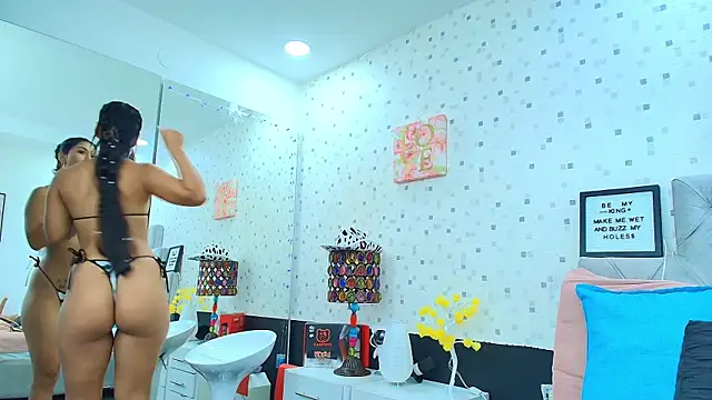 Snapshot of JulietaReyess chatting on February 21, 2:48 pm JulietaReyess online show from February 21, 2:48 pm