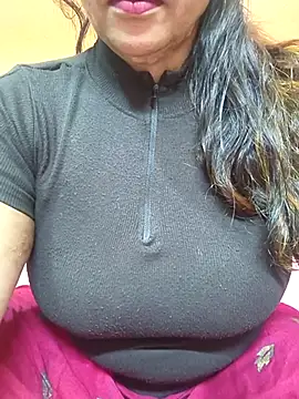 CUTE SOPHIA- online show from February 8, 10:08 pm