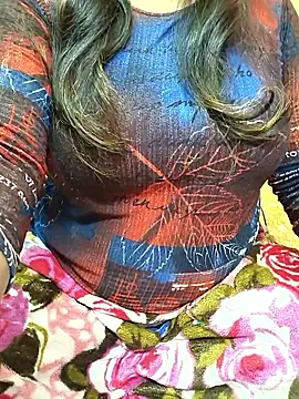 CUTE SOPHIA- online show from November 17, 9:20 pm