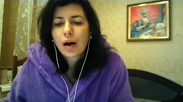 Snapshot of StunnigArt chatting on February 2, 2:38 am StunnigArt online show from February 2, 2:38 am