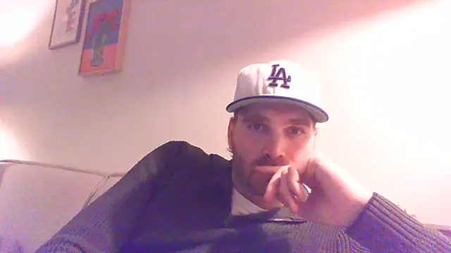 Snapshot of Big_AleXx chatting on January 30, 9:47 pm Big AleXx online show from January 30, 9:47 pm