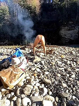 artXhibitor online show from November 5, 2:06 pm