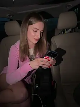 Snapshot of EvieEvans chatting on February 8, 5:16 pm EvieEvans online show from February 8, 5:16 pm