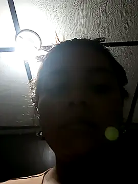 Snapshot of stefanie010 chatting on December 22, 10:12 am stefanie010 online show from December 22, 10:12 am