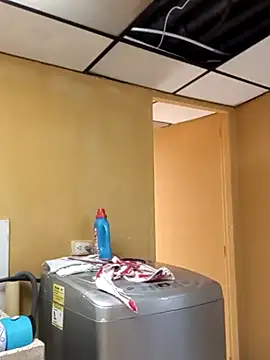 stefanie010 online show from March 9, 6:12 pm