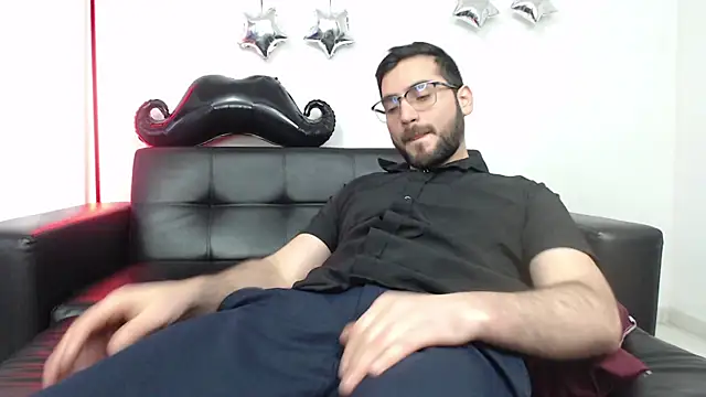 Snapshot of _Araboys_ chatting on September 13, 12:38 pm Araboys online show from September 13, 12:38 pm