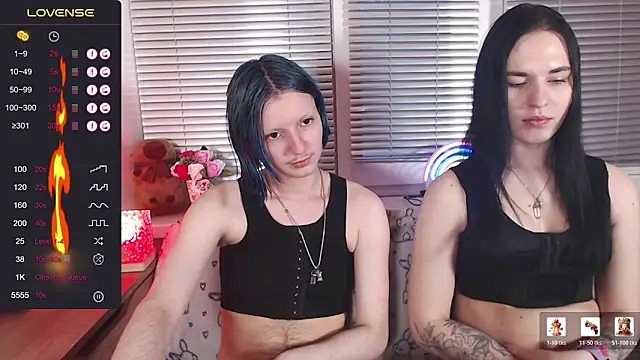 Snapshot of sky9669 chatting on April 11, 3:38 pm sky9669 online show from April 11, 3:38 pm