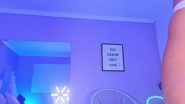 LillyDolls23 online show from February 2, 8:41 pm