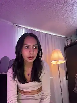 Snapshot of romma95 chatting on July 2, 5:41 pm romma95 online show from July 2, 5:41 pm