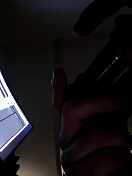 Snapshot of chillmfrs chatting on November 23, 11:43 am chillmfrs online show from November 23, 11:43 am