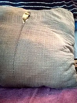 poloplayer123 online show from March 23, 3:27 pm