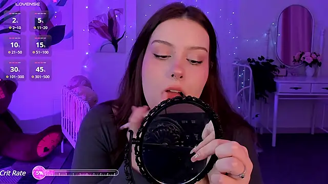 CoralineKeyns online show from January 6, 5:30 am