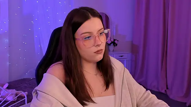 CoralineKeyns online show from January 20, 8:52 am