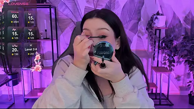 CoralineKeyns online show from September 20, 5:30 am