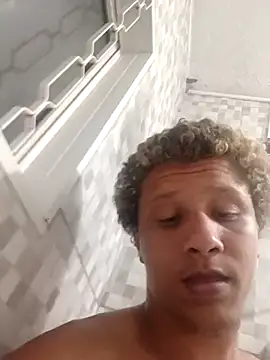 Nicolaskribeiro online show from November 21, 10:19 pm