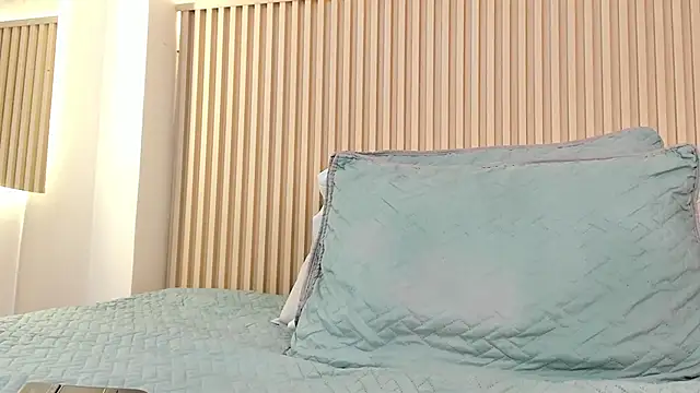 daiana curly online show from March 18, 8:23 pm