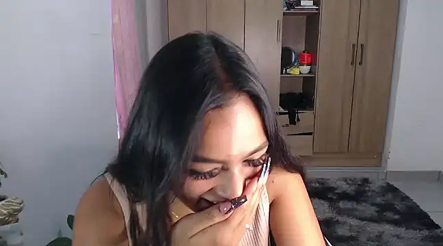 fairylatin222 online show from January 8, 10:48 pm