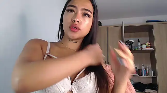 fairylatin222 online show from January 19, 9:55 am