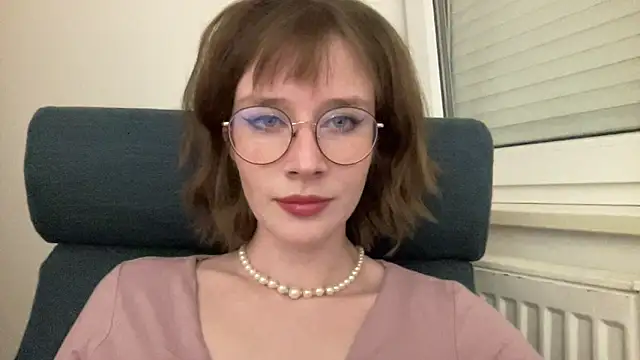 ms christiana online show from May 5, 7:33 pm
