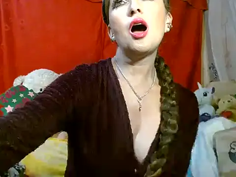 hottieperla online show from May 29, 6:39 pm