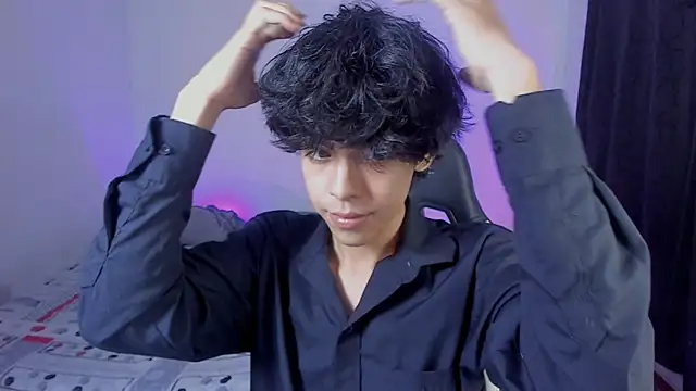 Alan26  online show from November 27, 3:41 am