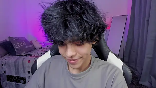 Alan26  online show from March 9, 2:59 am