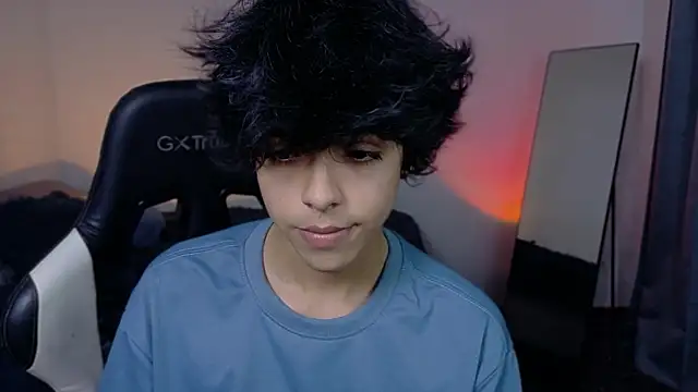 Alan26  online show from April 1, 1:39 am