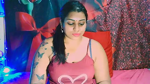 RoyalIndianCreamPuff online show from January 11, 5:40 pm