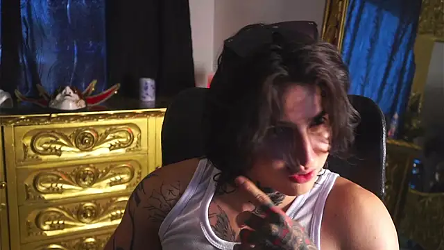 Snapshot of dantecoppolaa_ chatting on January 31, 7:40 pm dantecoppolaa online show from January 31, 7:40 pm