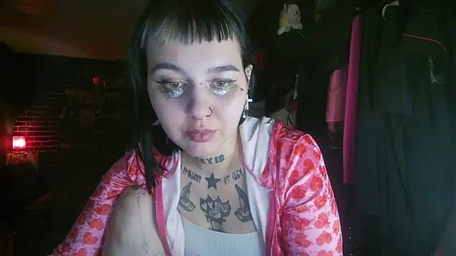 Snapshot of MoorderxDoll chatting on January 8, 10:16 pm MoorderxDoll online show from January 8, 10:16 pm