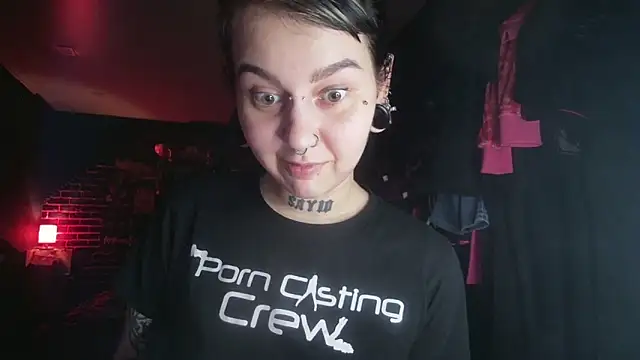 Snapshot of MoorderxDoll chatting on March 16, 6:12 pm MoorderxDoll online show from March 16, 6:12 pm