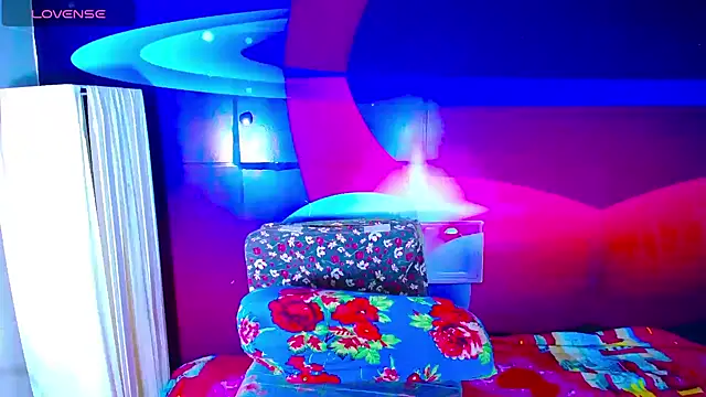 Snapshot of Cristalxxts chatting on September 24, 10:02 pm Cristalxxts online show from September 24, 10:02 pm