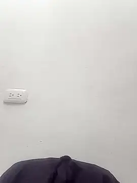 Snapshot of mailo_bronw chatting on March 20, 5:29 pm mailo bronw online show from March 20, 5:29 pm