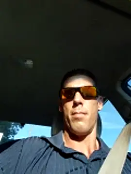Snapshot of John19893 chatting on June 10, 10:52 pm John19893 online show from June 10, 10:52 pm