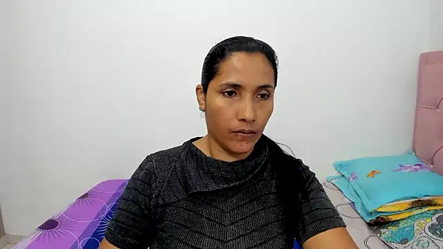 Snapshot of catalinabreyle chatting on December 3, 7:55 pm catalinabreyle online show from December 3, 7:55 pm