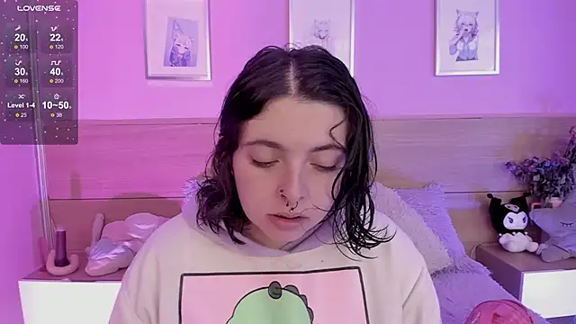 Sachi Meow online show from February 1, 8:29 am
