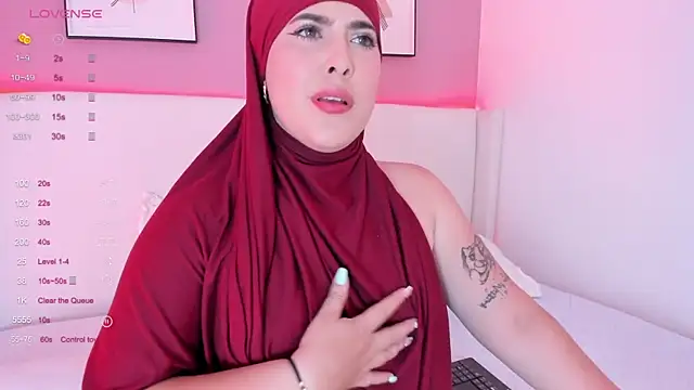 Snapshot of zahida_s chatting on February 12, 7:02 pm zahida s online show from February 12, 7:02 pm