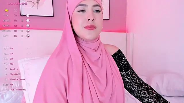 Snapshot of zahida_s chatting on February 21, 10:37 pm zahida s online show from February 21, 10:37 pm