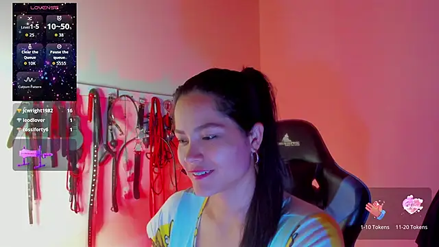 Snapshot of scarlet-kennedy98 chatting on March 25, 9:32 pm scarlet-kennedy98 online show from March 25, 9:32 pm