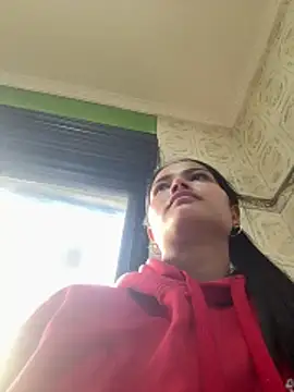 Snapshot of scarlet-kennedy98 chatting on April 4, 1:30 pm scarlet-kennedy98 online show from April 4, 1:30 pm