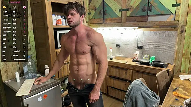 Snapshot of ericeric507 chatting on March 13, 5:08 pm ericeric507 online show from March 13, 5:08 pm