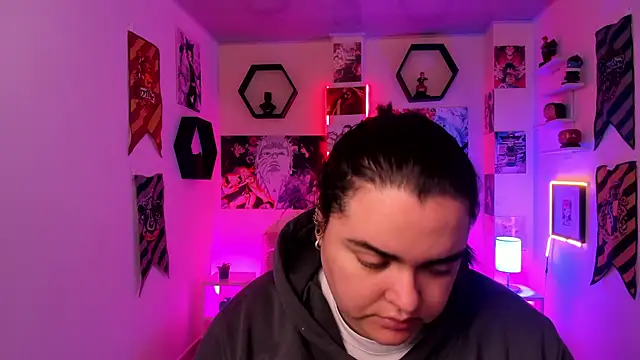 Snapshot of Luise_Meyrink chatting on January 12, 2:45 am Luise Meyrink online show from January 12, 2:45 am